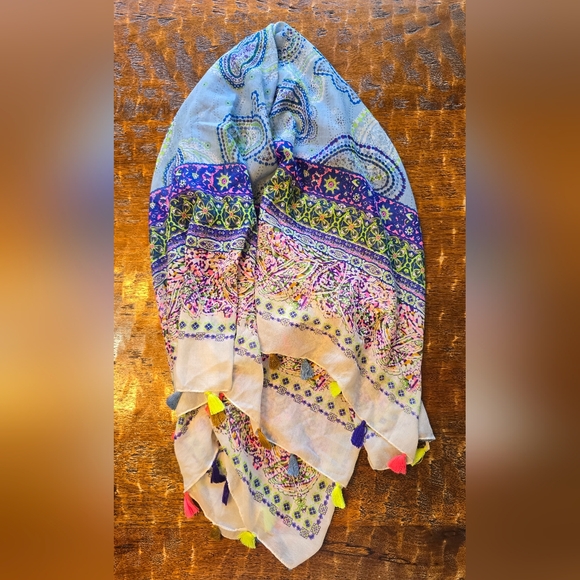 Accessories - Beautiful Colored Scarf